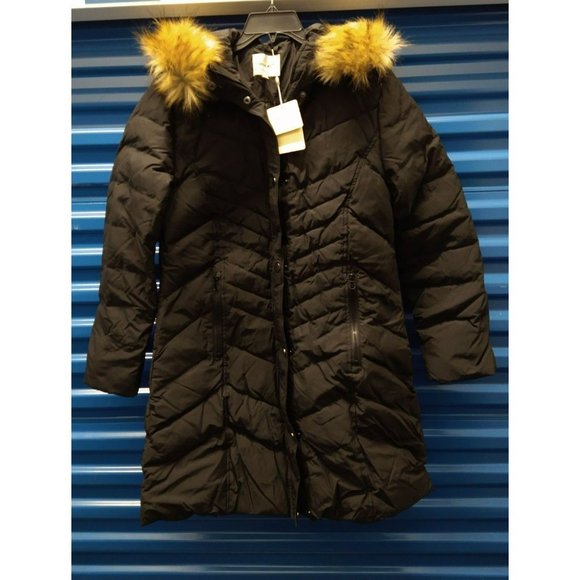 Jacket from Amazon: OROLAY Feather and puffer down Jacket size XL